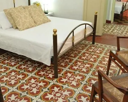 Hotel Casa Marta 3*